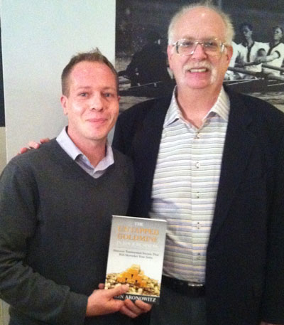 Simon-&-Dan-Kennedy-with-book